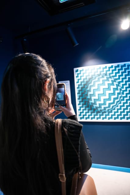 Dublin: World of Illusion Entry Ticket - Three floors of interactive exhibits, and why they feel so convincing