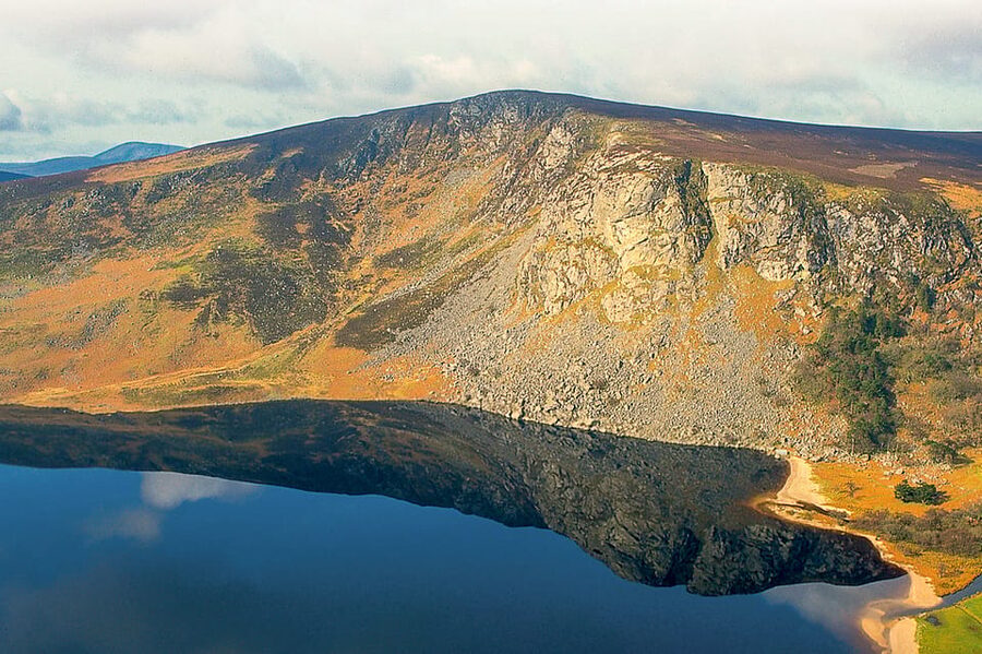 From Dublin: Wild Wicklow Mountains and Glendalough Tour - Guides, pacing, and the small touches that make the day feel easy