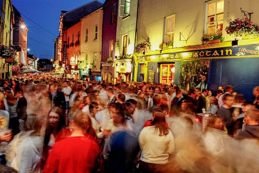 Galway, Cliffs of Moher & Connemara: 2-Day Combo Tour - Day 2: Burren to Cliffs of Moher, plus Doolin Music