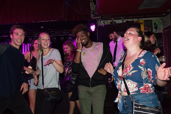 Generation Pub Crawl Dublin - Group size, the split into 3 groups, and staying with your people