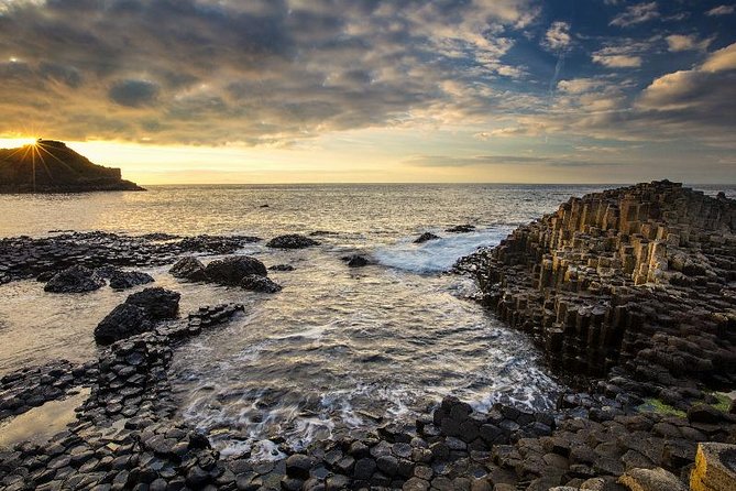 Giant Causeway, Dark Hedges & Whiskey Distillery tour from Dublin - Giants Causeway: Walk the Basalt Columns Like You Mean It