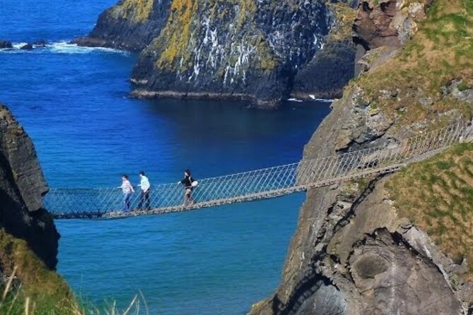 Giants Causeway and Belfast 2 Days with Private Chauffeur Tour - Bushmills Distillery tasting time that fits the day