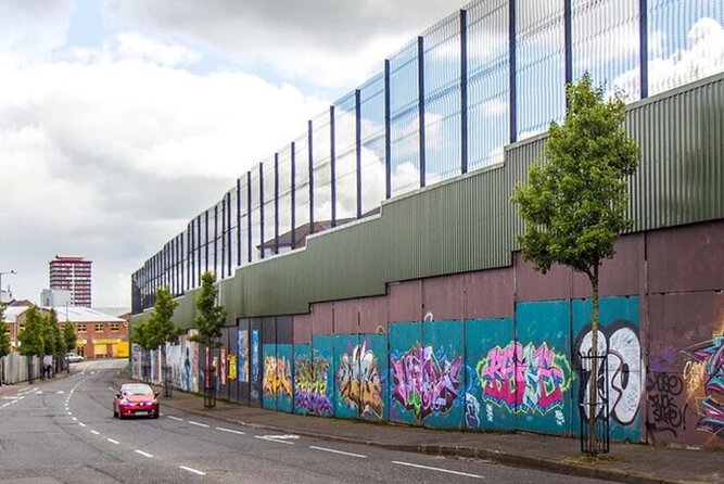 Giants Causeway and Belfast 2 Days with Private Chauffeur Tour - Peace Wall: short stop, heavy impact