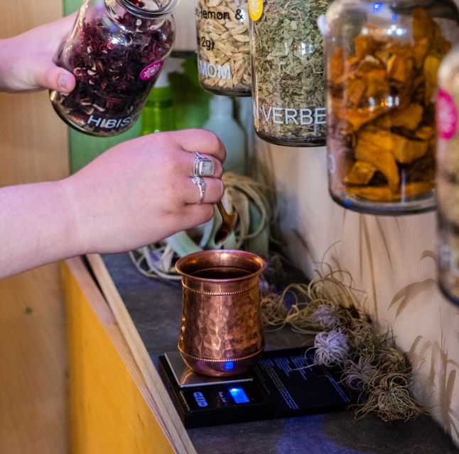 Gin School, distill you own gin, cocktails, tastings, food - Key highlights before you book