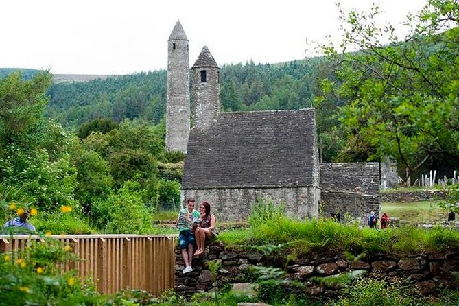 Glendalough & Wicklow Mountains Half Day Morning Tour from Dublin - The guide and the small-group rhythm on board