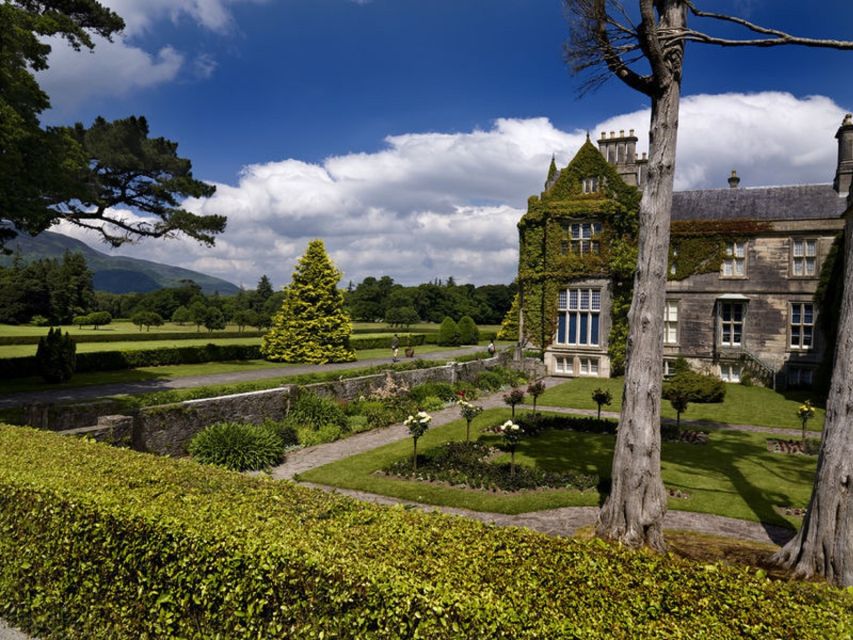 Kerry: Full-Day Tour from Dublin - Killarney National Park: Lakes, Black Valley views, and Torc Waterfall