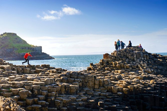 Northern Ireland Including Giant's Causeway Rail Tour from Dublin - Belfast transfer and the value of having guides on both parts