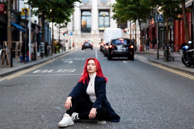 PicTours Dublin - Stop 3: Grafton Street, street photography plus lighting and Instagram discovery