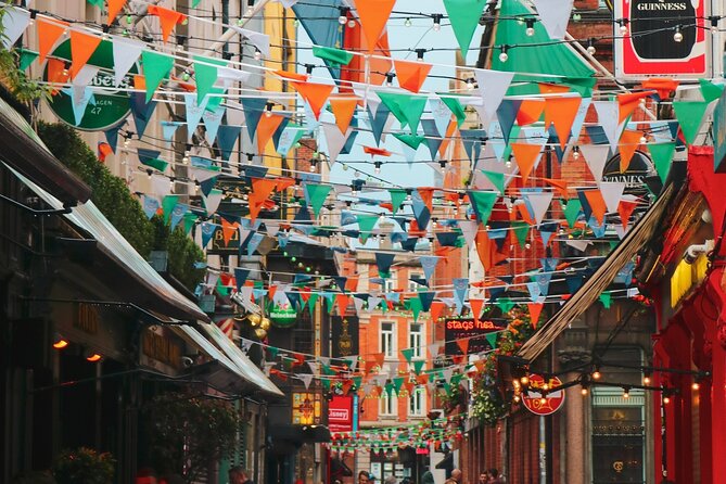 Private Dublin Day Tour - Stop 4: Dublin Castle, State Apartments and political power