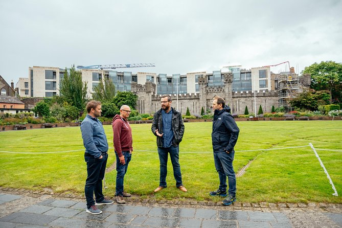 PRIVATE Dublin Kickstart Tour With a Local PRIVATE Guide - How Your Local Guide Turns a Walk Into a Real Plan