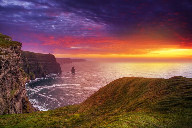 Private Luxury VIP Chauffeured Cliffs of Moher Tour from Dublin - Cliffs of Moher: 700-foot ocean views and time for the best angles