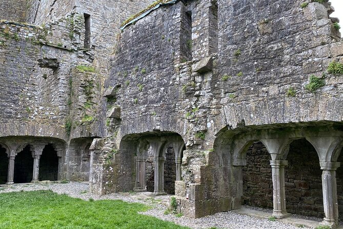 Private Tour from Dublin: Hill of Tara Trim Castle, Celtic sites - Getting from Dublin: pickup, air-conditioned comfort, and tight timing