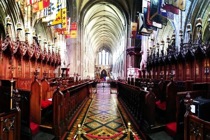 Semi-Private (8people max) 2.5 Hr Dublin Walking Tour - Temple Bar, understood with history and what it used to be
