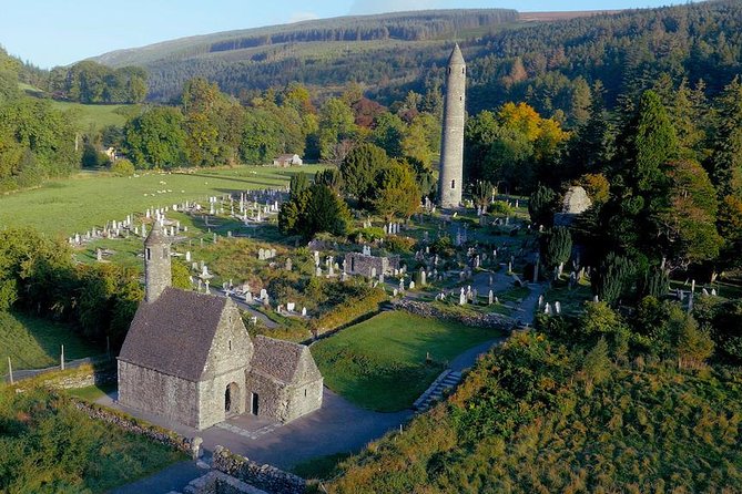 Shore Excursion from Dublin: Including Dublin highlights and Glendalough - Shopping on Grafton Street: what to buy and how to use the time