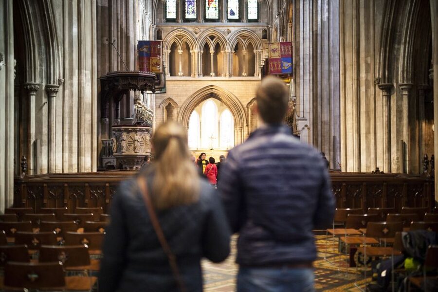 St Patrick's Cathedral: Self-Guided Cathedral Admission - Practical tips for toilets, the shop, and timing your photos