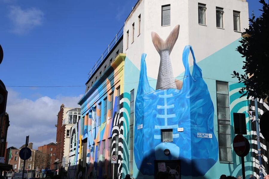 Street Art Walking Tour - Abbey Court Hostel: why hostels and side streets matter