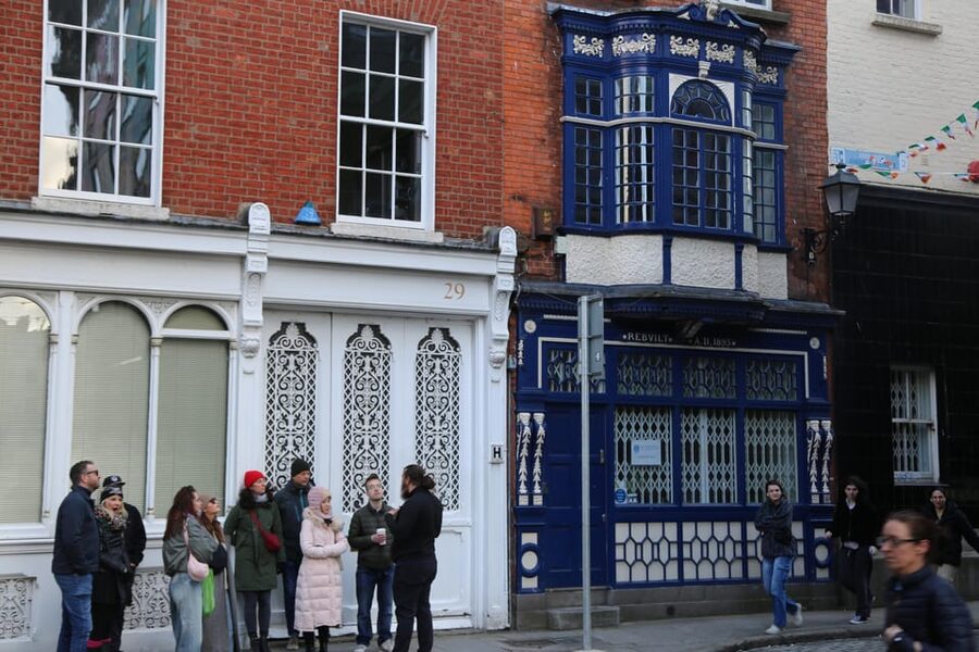Street Art Walking Tour - Temple Bar and Blooms Hotel: underground stories in the middle of it all