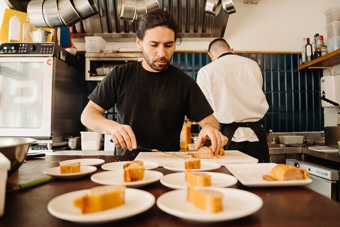 Taste of Dublin: The Ultimate Irish Food Tour - Stop 5: Hawksmoor Dublin and the ham, cheese, and Tayto test