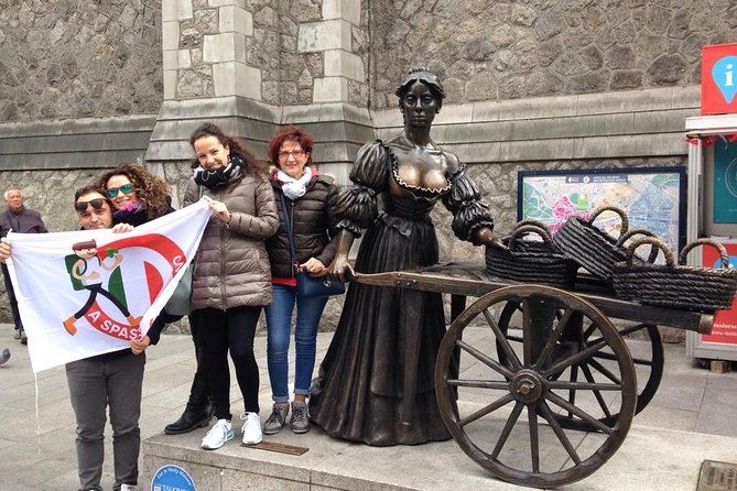 Tour a piedi di Dublino in Italiano - Molly Malone and the human side of Suffolk Street
