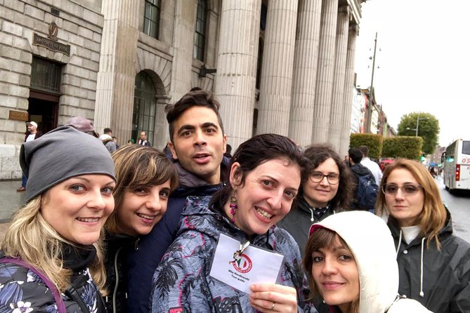 Tour a piedi di Dublino in Italiano - Temple Bar: fun quarter, quick look, and useful where-to-go advice