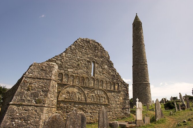 Waterford Crystal and Kilkenny Full-Day Rail Tour from Dublin - Kilkenny Castle, St. Canice’s Cathedral, and the black-limestone streets