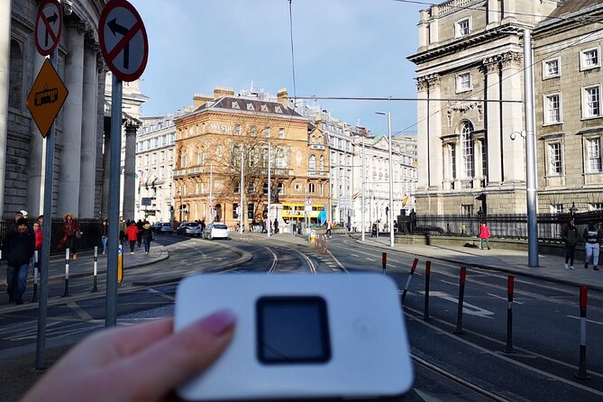 WiFicandy Portable WiFi Rental with Unlimited Data - Battery life up to 12 hours: what it means for a normal day
